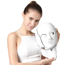 Masca Terapie Faciala 7 LED Master Beauty 100 lei sedinta